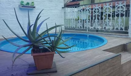 Casa em Condomínio para Venda em Rio de Janeiro, Jacarepaguá, 3 dormitórios, 1 suíte, 4 banheiros, 1 vaga