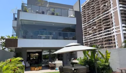 Claris casas em condomínio com infraestrutura no Parque das Rosas direto construtora
