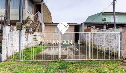 Casa com 1 quarto à venda na Rua José Matone, Hípica, Porto Alegre por R$ 136.000