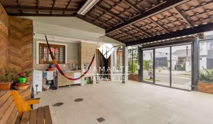 Casa com 3 quartos à venda na Rua Zuzu Angel, Hípica, Porto Alegre por R$ 581.000