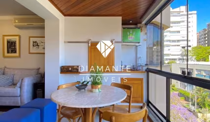 Apartamento com 3 quartos à venda na Rua Dona Laura, Rio Branco, Porto Alegre por R$ 1.590.000