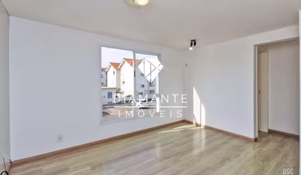 Apartamento com 2 quartos à venda na Avenida Juca Batista, Hípica, Porto Alegre por R$ 215.000