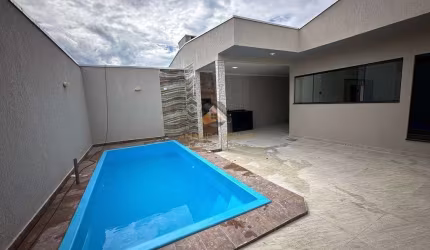 Casa 3 quartos piscina Santa Terezinha Pontal PR