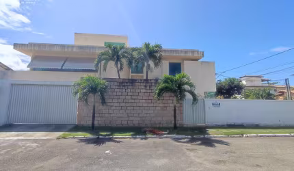 Casa para Venda em Salvador, Piatã, 4 dormitórios, 3 suítes, 4 banheiros, 2 vagas