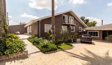 Casa com 4 quartos à venda na Rua Desembargador Antônio de Paula, 3321, Boqueirão, Curitiba por R$ 2.900.000