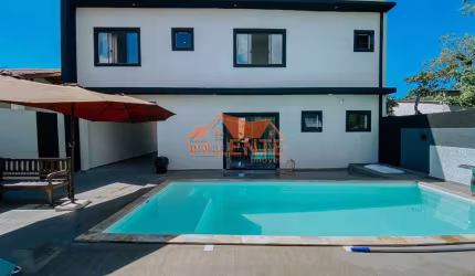 Casa com 5 quartos à venda na Avenida Guanabara, 40, Centro, Guaratuba por R$ 1.799.000