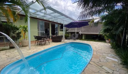 Casa com 5 quartos à venda na Rua Papa João XXIII, 237, Cachoeira, Araucária por R$ 1.690.000