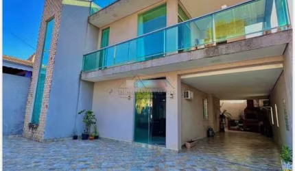 Casa com 5 quartos à venda na Rua Primavera, 250, Campina da Barra, Araucária por R$ 987.900