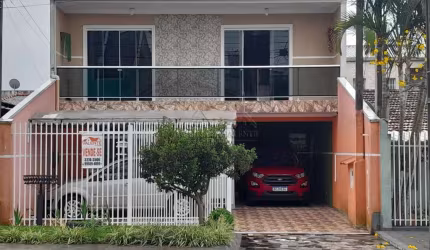 Casa com 4 quartos à venda na Rua Lupionópolis, 1271, Sítio Cercado, Curitiba por R$ 699.900