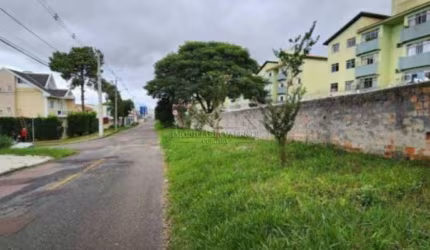 Terreno à venda na Rua Daisy Luci Berno, 2680, Guaíra, Curitiba por R$ 600.000