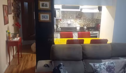 Apartamento com 2 quartos à venda na Rua Ayrton Greiffo, Campo Comprido, Curitiba por R$ 255.000