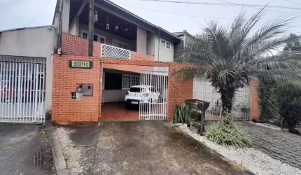 Casa com 5 quartos à venda na Rua Vale dos Pássaros, 304, Cidade Industrial, Curitiba, 195 m2 por R$ 589.000