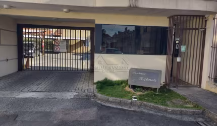 Apartamento com 2 quartos à venda na Rua José Ancelmo Nicco, 13, Campina do Siqueira, Curitiba por R$ 450.000