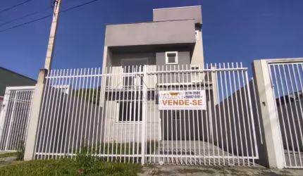 Casa com 3 quartos à venda na Rua Oswaldo de Abreu Silva, 67, Fazendinha, Curitiba por R$ 679.000
