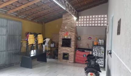 Casa com 2 quartos à venda na Avenida Holanda, 330, Nações, Fazenda Rio Grande por R$ 269.900