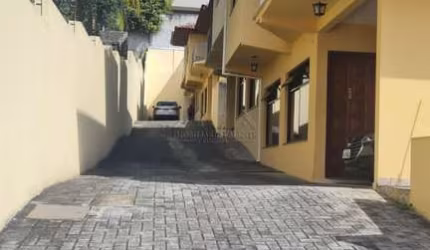 Casa em condomínio fechado com 4 quartos à venda na Rua Guilherme Toniolo, 225, Boa Vista, Curitiba por R$ 850.000