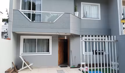 Casa com 3 quartos à venda na Rua Pastor Carlos Frank, 2241, Boqueirão, Curitiba por R$ 730.000