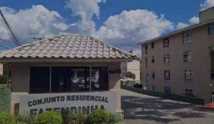 Apartamento com 3 quartos à venda na Rua Carlos Klemtz, 1249, Fazendinha, Curitiba por R$ 219.900