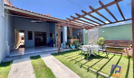Casa plana com 3 suítes à venda, 130 m² - Edson Queiroz - Fortaleza/CE