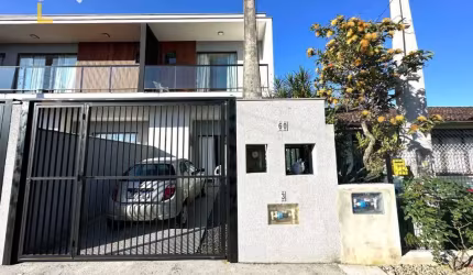 Casa à venda no Saguaçu em Joinville
