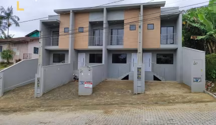 Casa com 2 suítes à venda, 103 m² por R$ 480.000 - Floresta - Joinville/SC