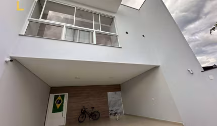 Casa com 3 dormitórios à venda, 220 m² por R$ 1.500.000,00 - Costa e Silva - Joinville/SC