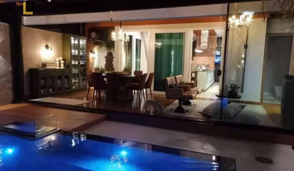 Casa com 3 dormitórios à venda, 244 m² por R$ 2.995.000,00 - América - Joinville/SC