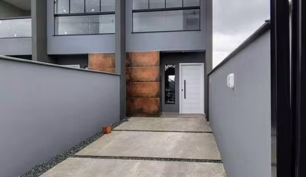 Casa à venda com 2 suites em 81m2 no Vila Nova