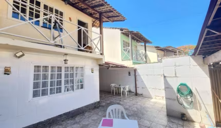 Asset Imóveis vende casa duplex com varanda e 3 quartos, 145m², por R$ 360.000  em Maria Paula