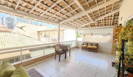 Asset Imóveis vende Casa Duplex com varanda gourmet e 3 quartos (2suítes), 160m², por R$ 900.000 - Pe Pequeno - Niterói/RJ