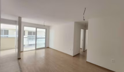 Asset Imóveis vende apartamento com varanda e 2 quartos (1suíte), 71m², por R$ 640.000 - Centro - Niterói/RJ