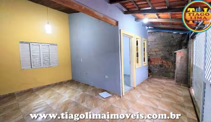Casa para Venda em Caraguatatuba, Perequê Mirim, 2 dormitórios, 1 banheiro, 1 vaga
