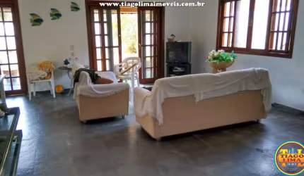 Casa para Venda em Ubatuba, Maranduba, 3 dormitórios, 1 suíte, 2 banheiros, 4 vagas