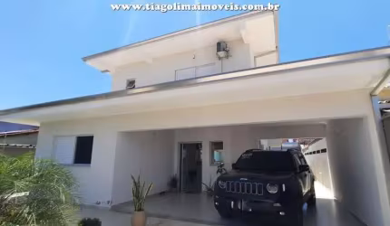 Sobrado para Venda em Caraguatatuba, Jardim Britânia, 4 dormitórios, 2 suítes, 4 banheiros, 6 vagas