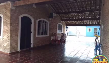 Casa para Venda em Caraguatatuba, Morro do Algodão, 3 dormitórios, 2 banheiros, 4 vagas