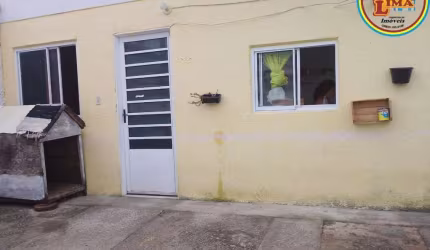 Casa para Venda em Caraguatatuba, Pegorelli, 2 dormitórios, 1 banheiro, 2 vagas