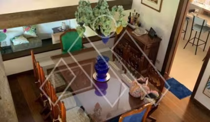 Casa Jardim Petropolis, 4 quartos, 2 suítes, garagem p/ 4 veículos