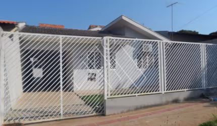 Excelente casa próximo ao Residencial das Américas