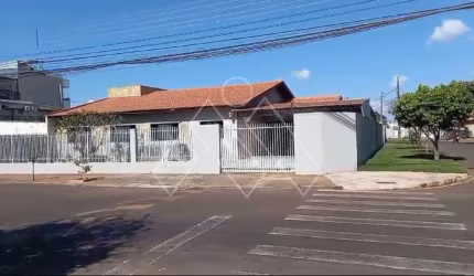 CASA 4DORMITÓRIOS (1 SUITE) 300M2 4VAGAS, COM PISCINA, ROLÃNDIA.