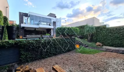 Casa moderna e diferenciada, exclusiva para  projetos fascinantes e com vista deslumbrante...