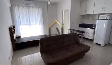 Vende-se Excelente Loft na Rua Quatro de Março