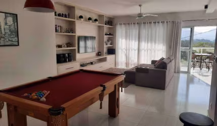 Aluga-se maravilhosa casa com 3 dormitórios em Tremembé-SP!