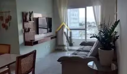 Belo Apartamento à Venda no Condomínio Singolare