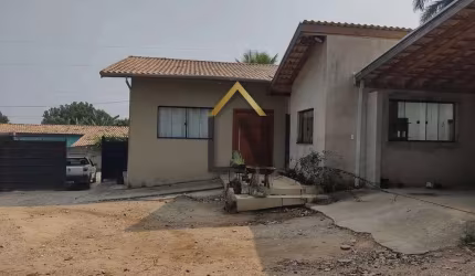 Casa Muito Bem Acabada Próxima à Rodovia Osvaldo Cruz - Taubaté