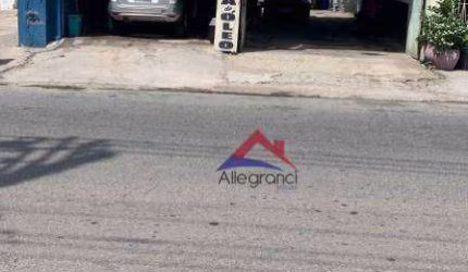 Terreno  Amplo, muito bem Localizado