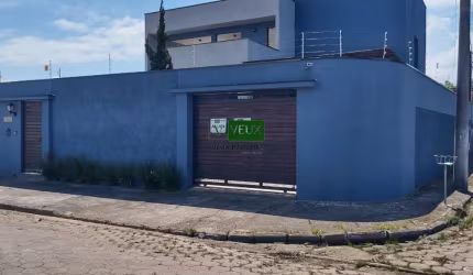 Excelente Casa residencial de alto padrão para Venda e Locação Indaiá, Caraguatatuba Possui 3 dormitórios sendo 3 suítes