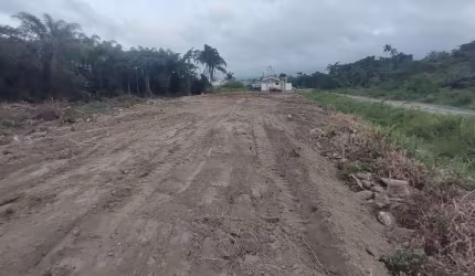EXCELENTE TERRENO A VENDA  BALNEÁRIO RECANTO DO SOL, CARAGUATATUBA Área total de 1.320,26 m²