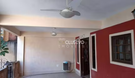 Casa com 3 dormitórios à venda, 138 m² por R$ 700.000,00 - Itaipu - Niterói/RJ