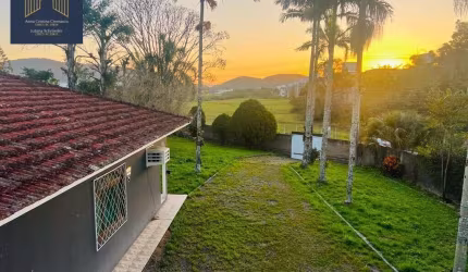 Ampla Casa no Sao Judas
