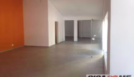 Loja comercial para locação, Campo Belo, São Paulo.